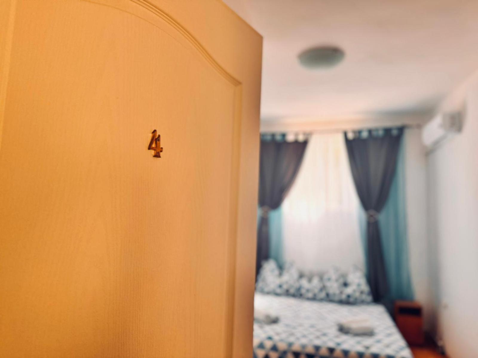 Pensiunea Schwartzy Otel Makó Dış mekan fotoğraf