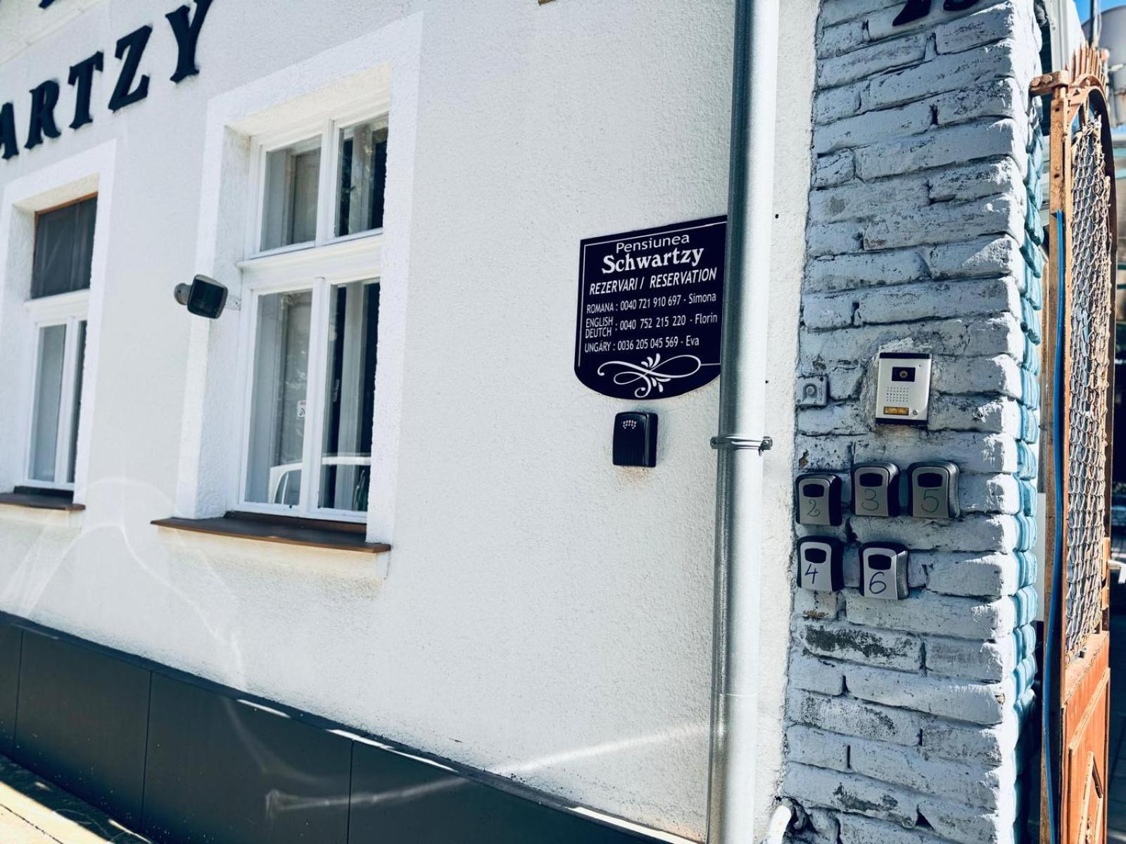 Pensiunea Schwartzy Otel Makó Dış mekan fotoğraf
