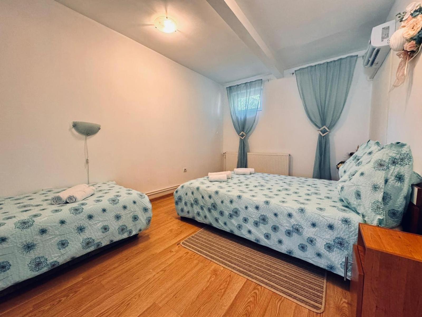 Pensiunea Schwartzy Otel Makó Dış mekan fotoğraf