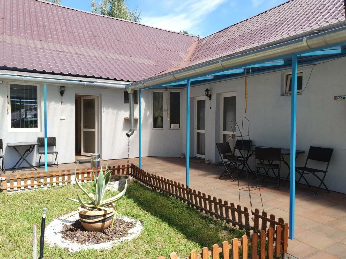 Pensiunea Schwartzy Otel Makó Dış mekan fotoğraf